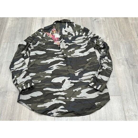 Soft Surrounding Womens Button Down Shirt Top Embroidered Floral Camo Size XS - Picture 3 of 11